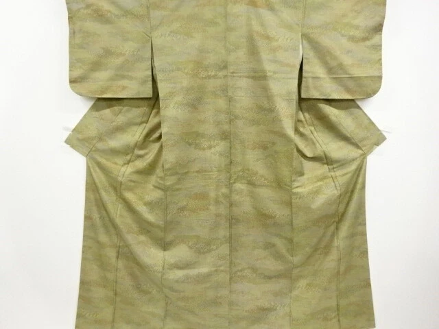 6563476: Japanese Kimono / Vintage Kimono / Oshima Tsumugi / Flower & Traditiona