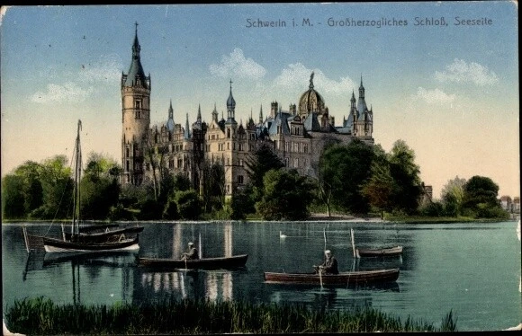 Ak Schwerin in Mecklenburg, Großherzogliches Schloss, Ruderpartie - 3328965