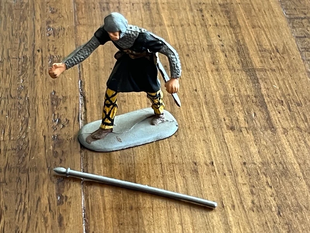 Figurine Résine Moyen-âge Starlux - Bras En Maille Avec Hache - Échelle 54-60mm - Neuf