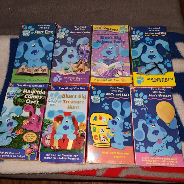 BLUE'S CLUES VHS Tape Lot 8 Tapes Nickelodeon Jr., all work, tapes