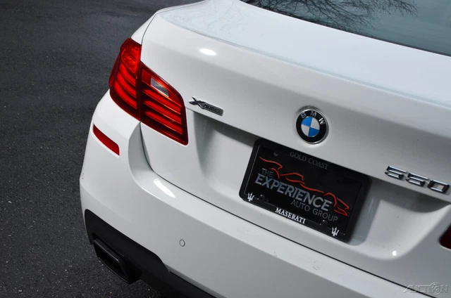 2014 BMW 5-Series 550i xDrive AWD 10