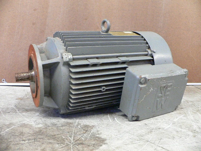 Sew-Eurodrive 80.11.42643.1/1 R67Dv132S4 Electric Motor And Gearbox