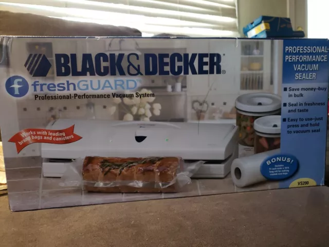 Black & Decker FreshGuard VS1300 Vacuum Sealer w/ 2 Canisters Unused in Box