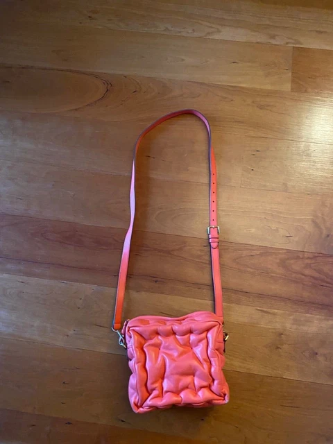 Anya hindmarch sales chubby cube