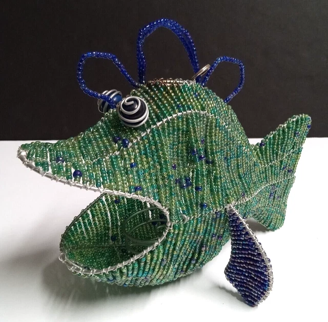 BEADWORX Grassroots Creations Green Big Mouth Fish Glass Bead Wire Sculpture 8"w