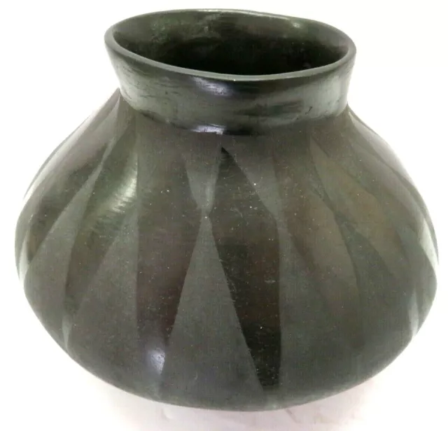 Mexico BARRO NEGRO BLACK GEODESIC Pattern Pottery Vase