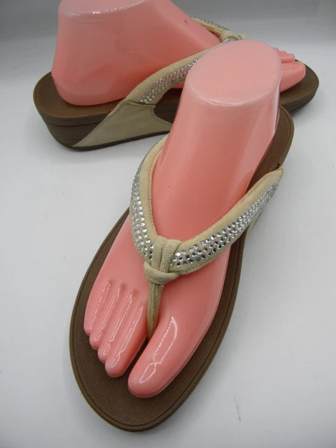 Fitflop Crystal Swirl Beige Thong Slip On Sandals Size 8 2