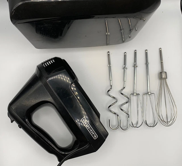BLACK+DECKER 6SPEED HAND Mixer with 5 Attachments & Storage Case