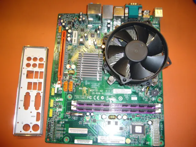 Carte mère ECS mcp73t-ad rev 1.2 micro atx + ram+processeur+plaque et ventirad