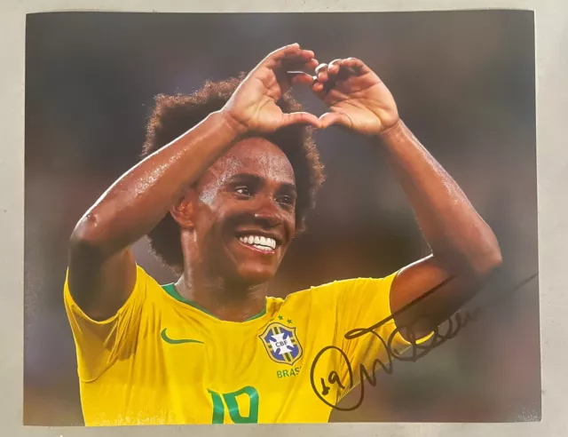 Willian Hand Signed 10x8 Brazil Brasil Photo / Fulham Chelsea Arsenal FC -