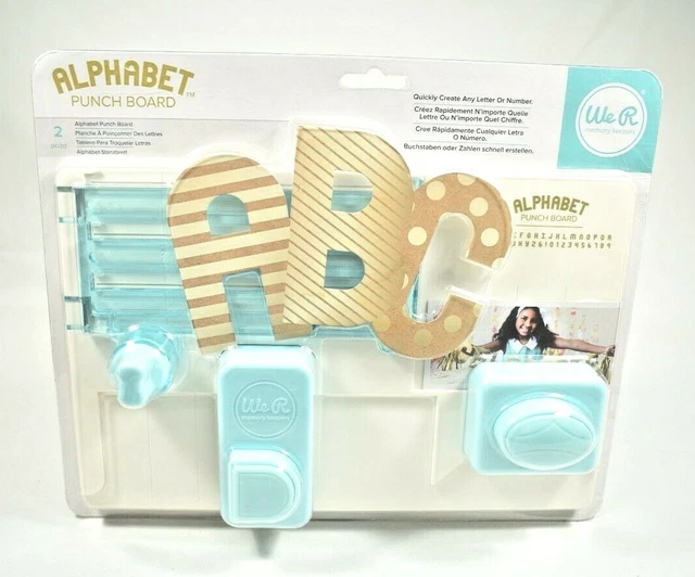 We R Memory Keepers - Tablero perforado de alfabeto (libro de recortes artesanales) nuevo