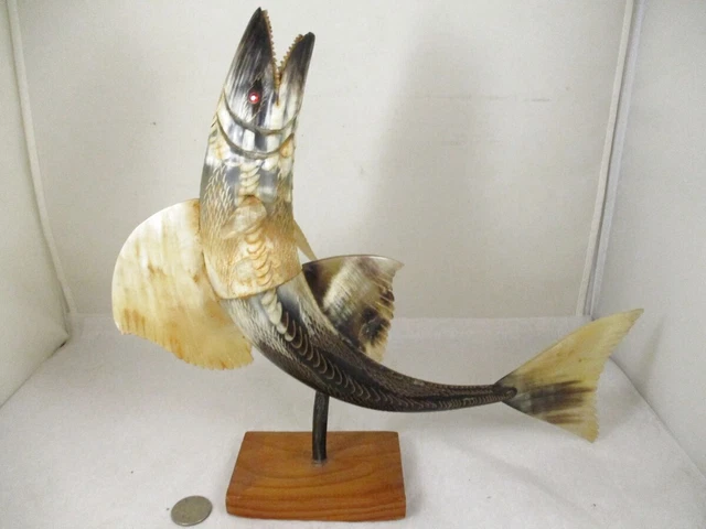 Vtg 15" Folk Art Handmade Carved Bull Horn Fish Sculpture Figurine w/Stand Red E