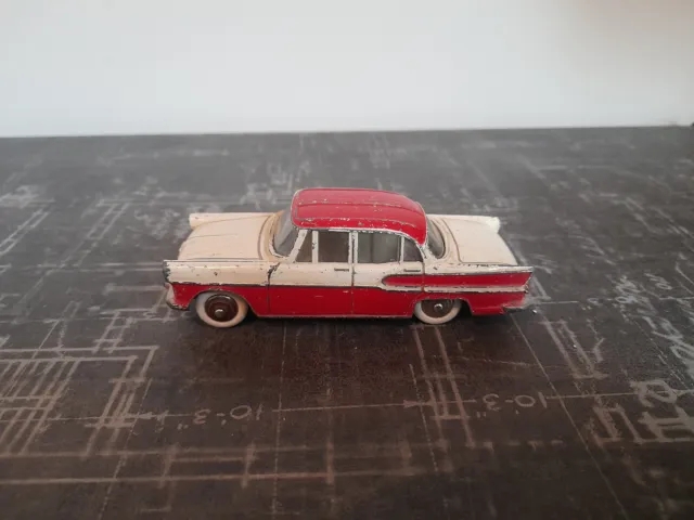 Dinky Toys Simca Chambord