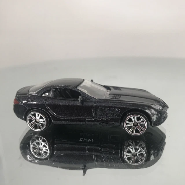 MotorMax 1/24 Scale Metal Model 73306 Mercedes Benz SLR McLaren - Black