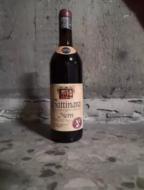 Bottiglia vino Gattinara doc 1974