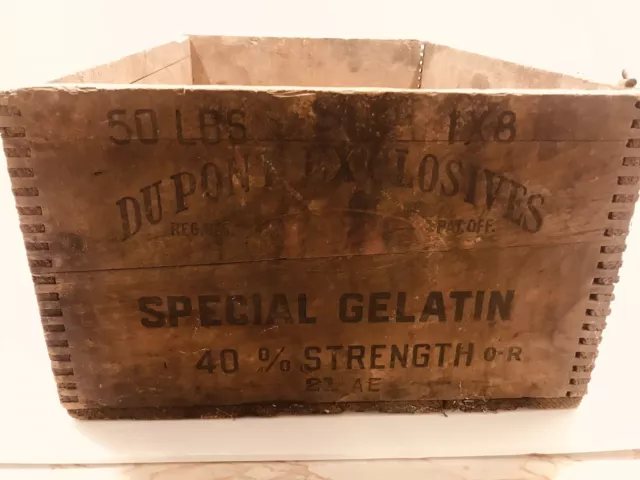 Vintage High Explosives Dangerous Wood Box Crate DUPONT SPECIAL GELATIN 50LBs