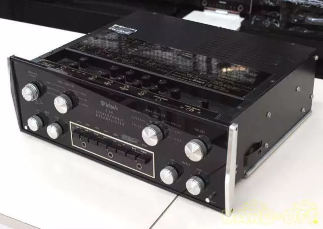 Mcintosh C28 Preamplifier - Fully Restored And Near MINT