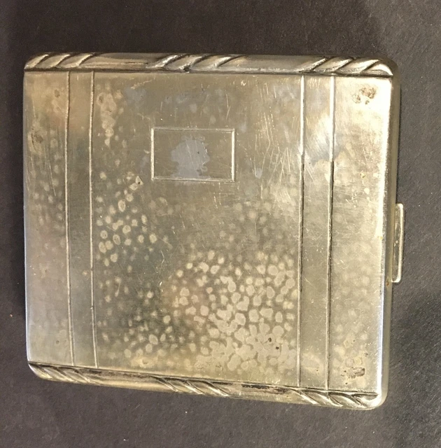 american club cigarette brand American Club red: Expanded tobacco. I wish more brands made heat expanded  tobacco. First impressions fluffy and light ribbon cut. Hardly any smell,  when putting it right to your nose has an