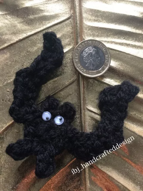 2 Handgefertigte Häkelacryl 🙂 Fledermäuse 🙂 Applikation Nähen Trimmen Kleidung Halloween 4