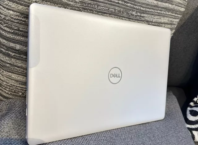 Dell Inspiron 3583, 15.6'', i5, 8GB RAM, 1TB SSD