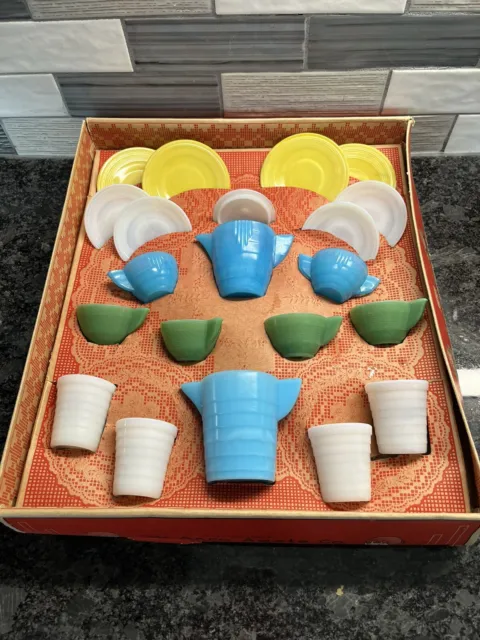 AKRO AGATE  PLAY TIME Glass Child's Dish Set No. 280- 21 Pieces In Box.