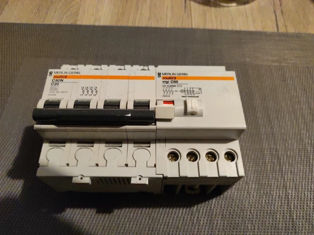 Disjoncteur Differentiel 4*20A EP60 6KA CC 6M 300MA SIAME