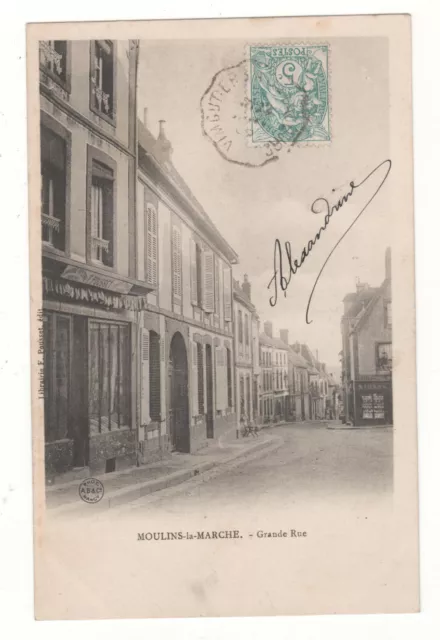 CPA 61 - MOULINS-la-MARCHE : GRANDE RUE (ORNE) ÉCRITE