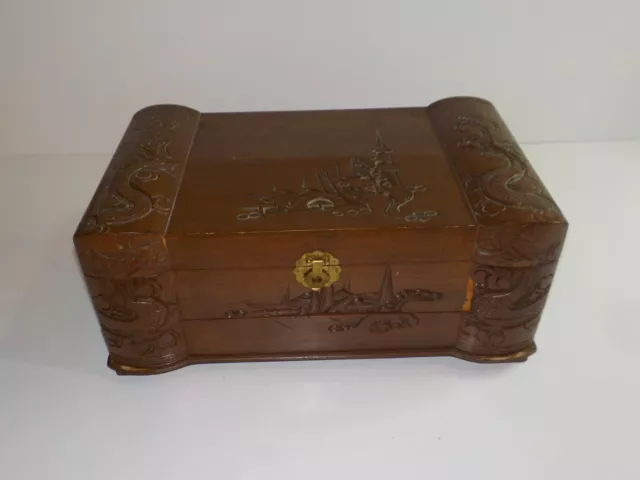 ANTIQUE TEAK HAND-CARVED JEWELRY BOX Felt Lined Asian Oriental