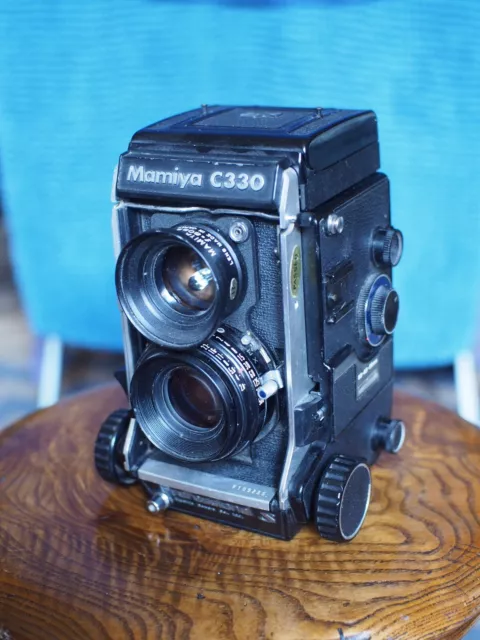 MAMIYA C330 PRO S + MAMIYA SEKOR S 80mm f/2.8 BLUE DOT. Great Working Condition.