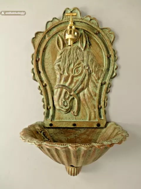 Fontaine Murale Cheval, Stable, 60 CM, 8,5 KG, Fonte, Puit de Jardin Utilitaire