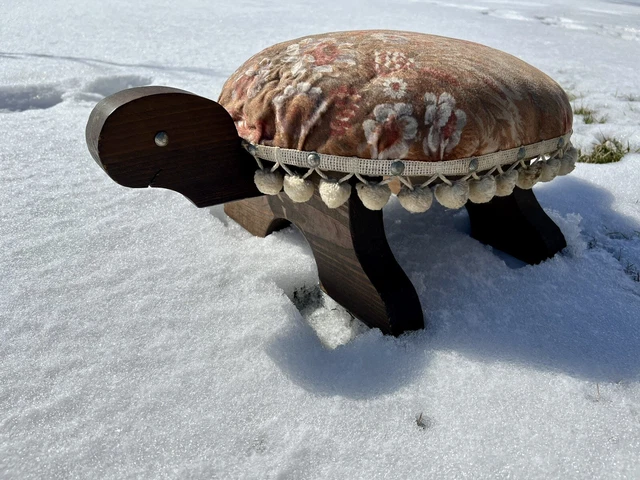 Vintage Wood Turtle Foot Stool Rest Farm Scene Cushion 25”x12.5”x9.5”