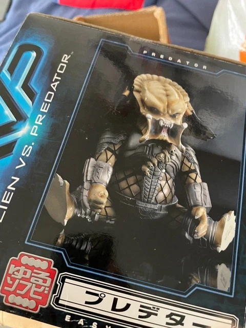 BABY PREDATOR SUPER Deformed AVP Alien Vs Predator Predators Fox Disney
