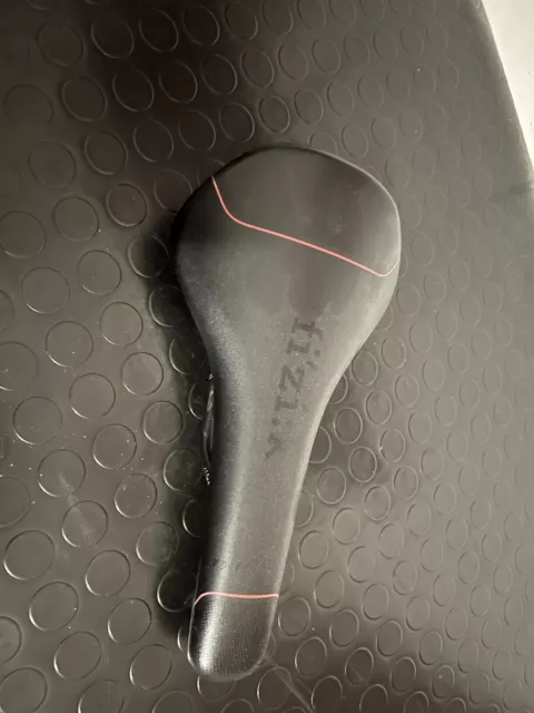 Fizik Taiga saddle