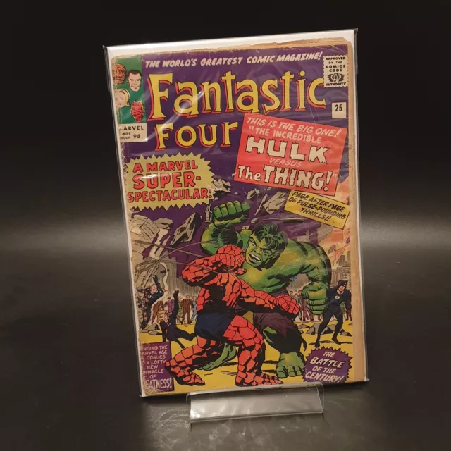 Fantastic Four #25 (1964) Classic Hulk Vs Thing Battle Cover! Silver Age.