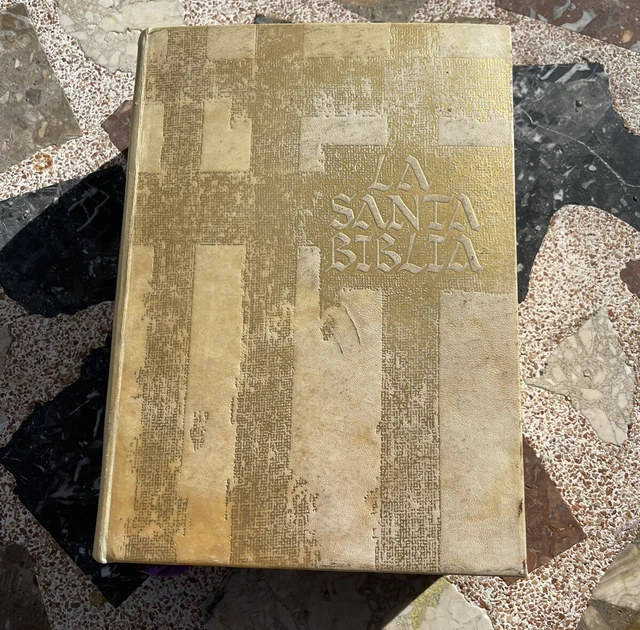 La Santa biblia Editorial Carroggio, 1966. Litografías Salvador Dalí Y Rembrandt