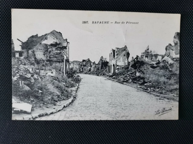 CPA 62 BAPAUME - Rue de Péronne