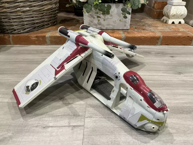 Hasbro Republic Gunship 2002 Genuine