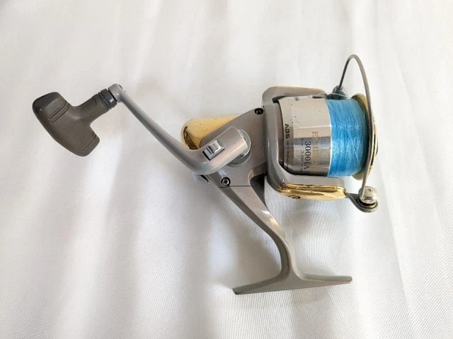 EMBLEM-Z 3000iA Daiwa リール Yahoo!オークション - ダイワ エンブレム Z 3000iA DAIWA EMBLEM