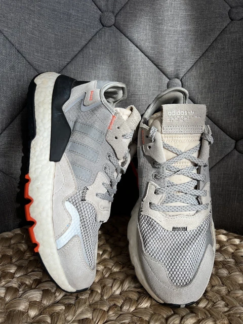 Adidas nite 2025 jogger mens sale