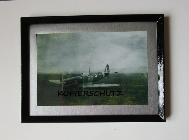 Foto Repro Spitfire Supermarine Militär 2WK engl Jagdbomber Crash gerahmt 19x15