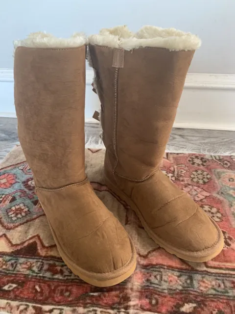 UGG Bailey Bow Tall II Triple Chestnut Suede Fur Boots Womens Size 10