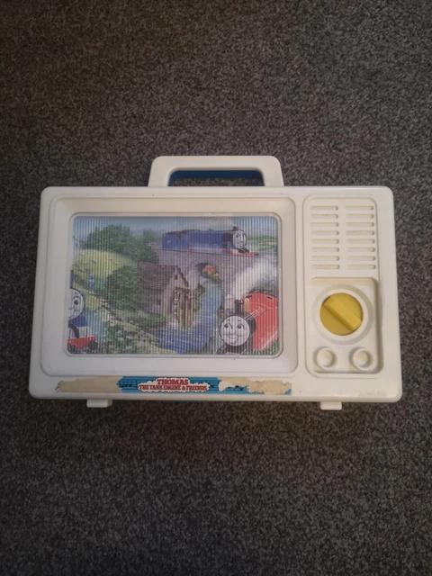 THOMAS THE TANK Engine TV Musical Scrolling TV Wind Up Vintage Toy 3 thomas-the-tank-engine-tv-musical-scrolling-tv-wind-up-vintage-toy-3