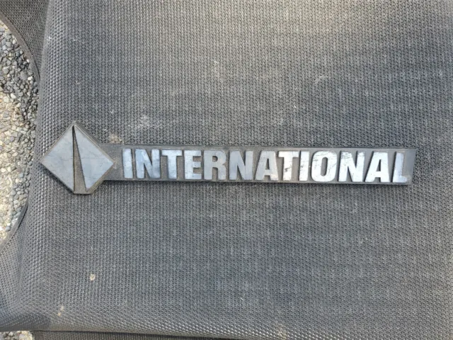 International OEM Machined plastic 15.5" Vintage Emblem Badge Name 2007339C1