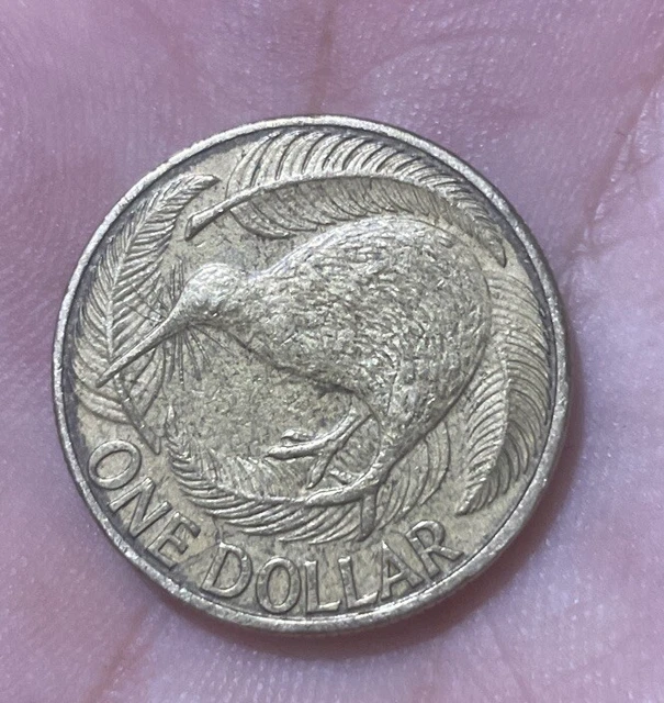 2000 NEW ZEALAND One Dollar Coin Queen Elizabeth II 5.00 PicClick AU