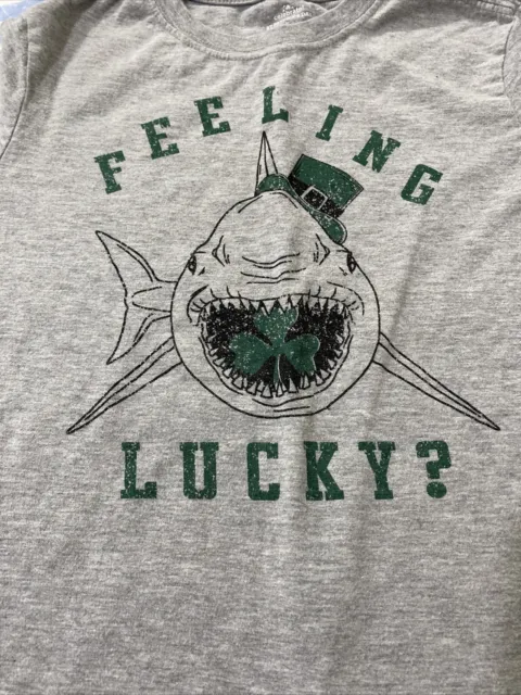 Feeling Lucky Boy's Medium (8) Graphic Gray T-shirt Shark Short Sleeve Shamrock