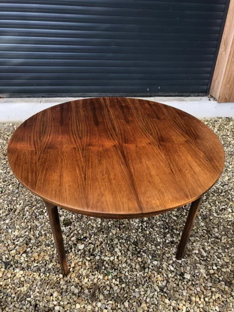 Mcintosh Danish Design Mid Century Rosewood Extending Round Dining Table M4681