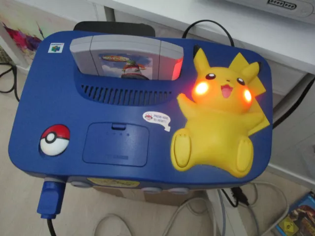 Nintendo N64 Pokemon Edition m. 3 Controllern u Spiele viel dabei