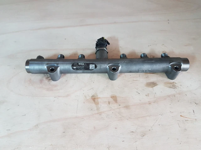 Bosch Diesel Fuel Rail Assy for Hyundai KIA Sorento 2.5L CRDI 0445214198 4A450