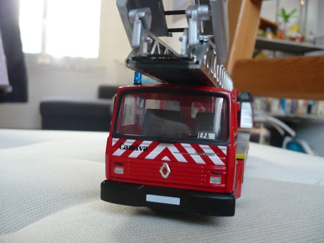 Norev - 1:43 - Citroen H Pompier La Rochelle avec ca boite
