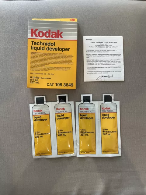 Kodak Technidol Liquid Developer for B&W Film - 4 Packets, Makes 8 fl oz each